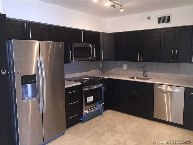 Small Image of 3530 MYSTIC POINTE DR #1608, Aventura Number 3