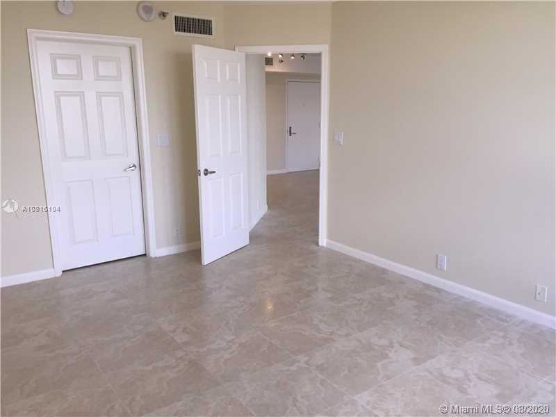 Small Image of 3530 MYSTIC POINTE DR #1608, Aventura Number 4