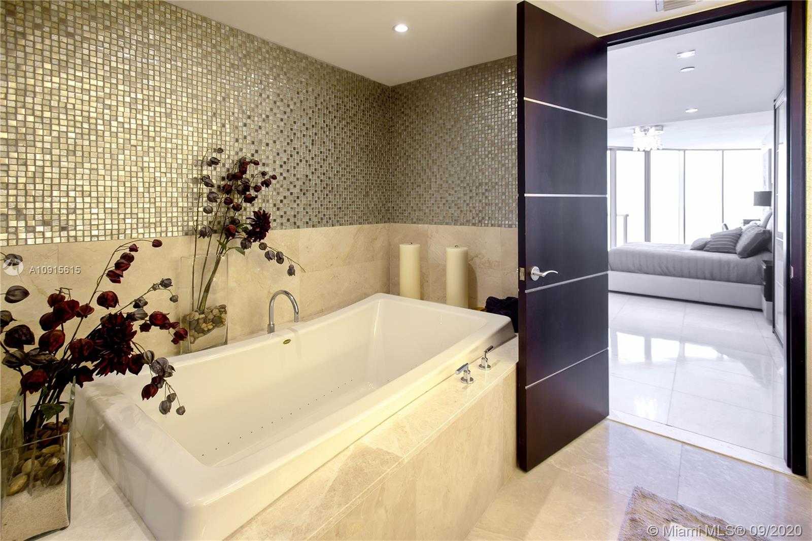 Small Image of 17001 COLLINS AVE #3905, Sunny Isles Beach Number 12