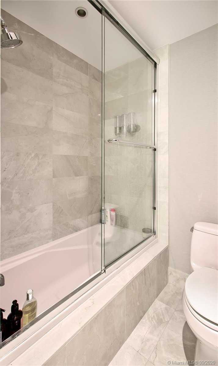 Small Image of 17001 COLLINS AVE #3905, Sunny Isles Beach Number 20