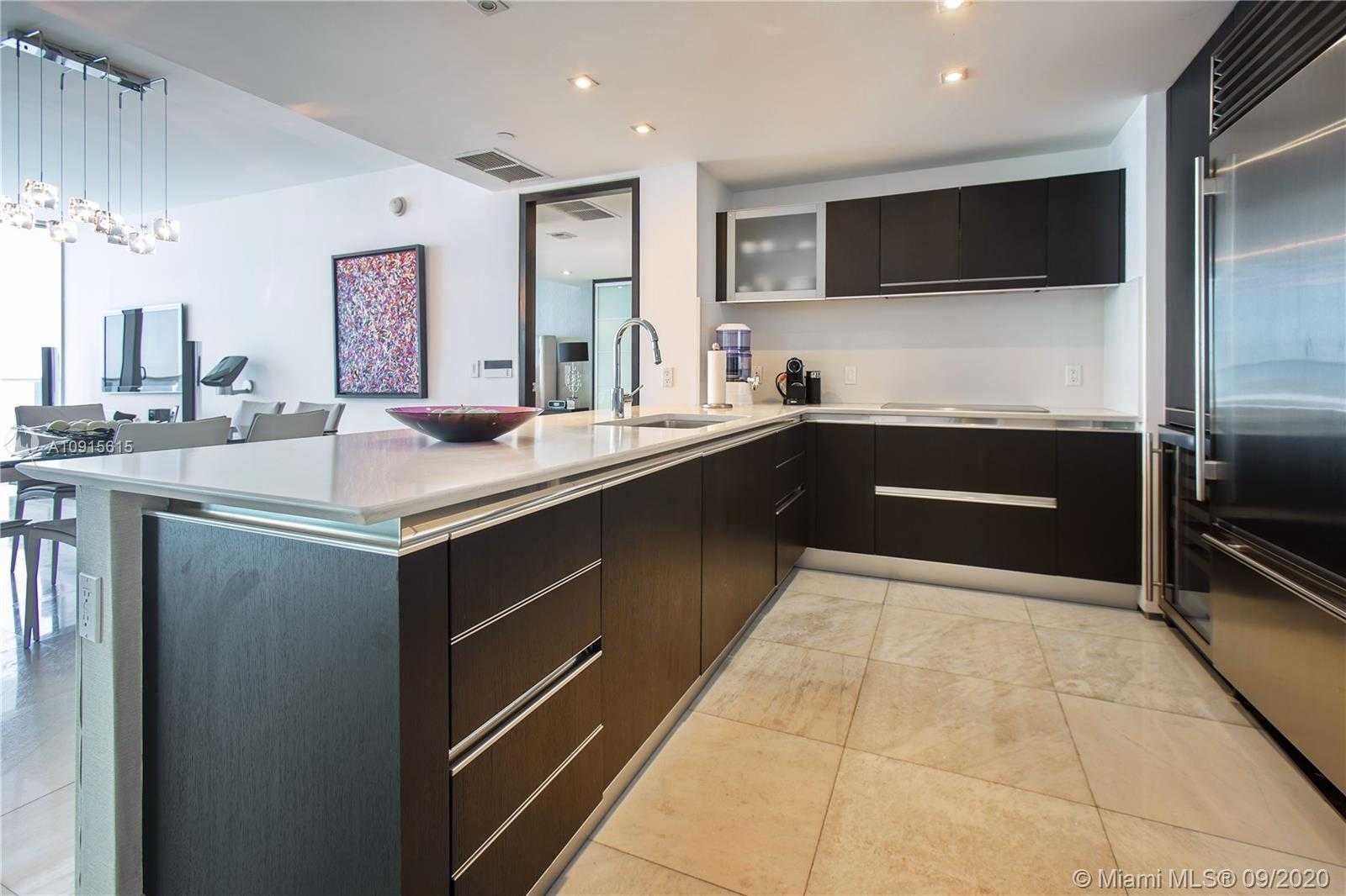 Small Image of 17001 COLLINS AVE #3905, Sunny Isles Beach Number 5