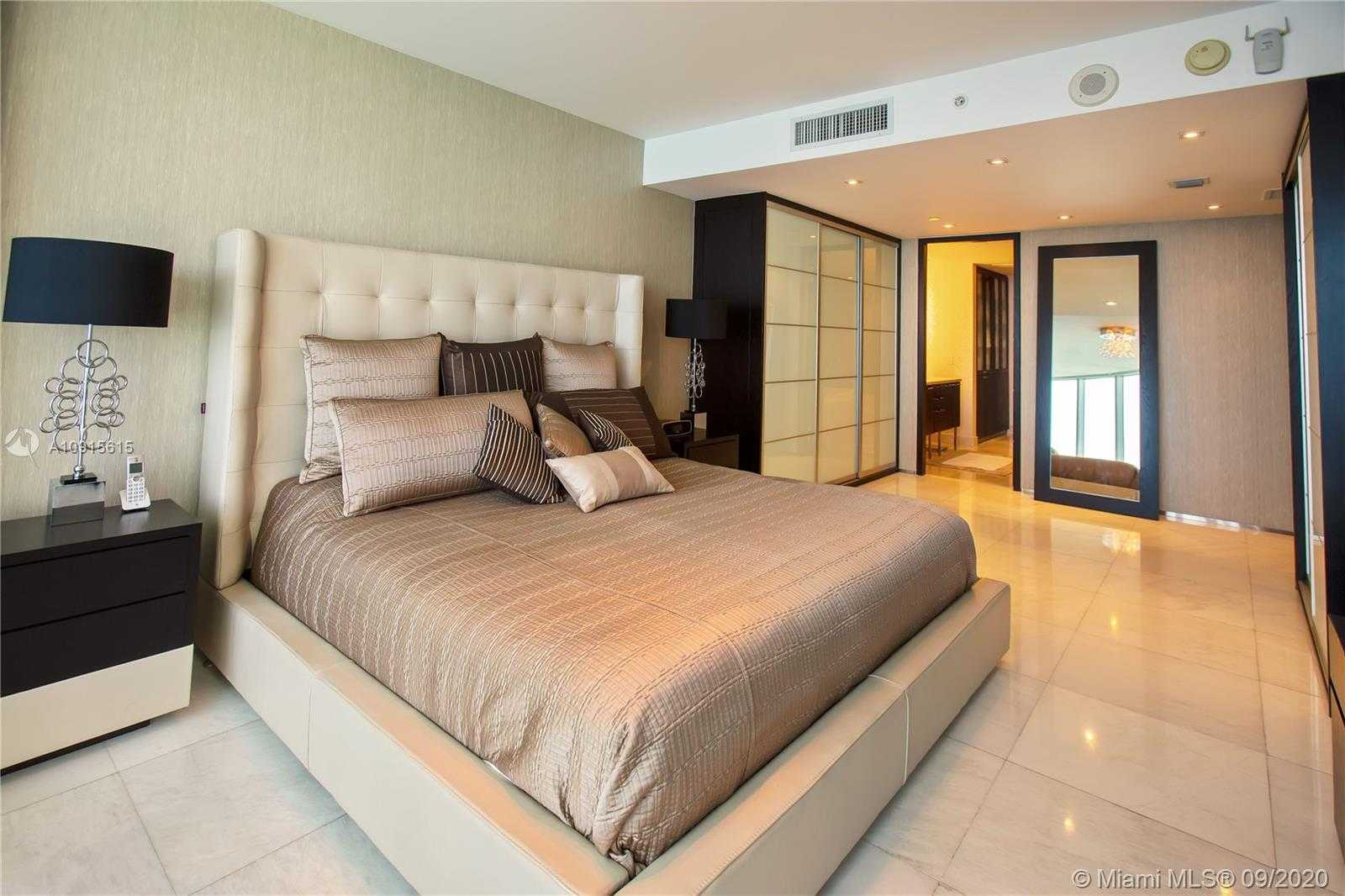 Small Image of 17001 COLLINS AVE #3905, Sunny Isles Beach Number 7