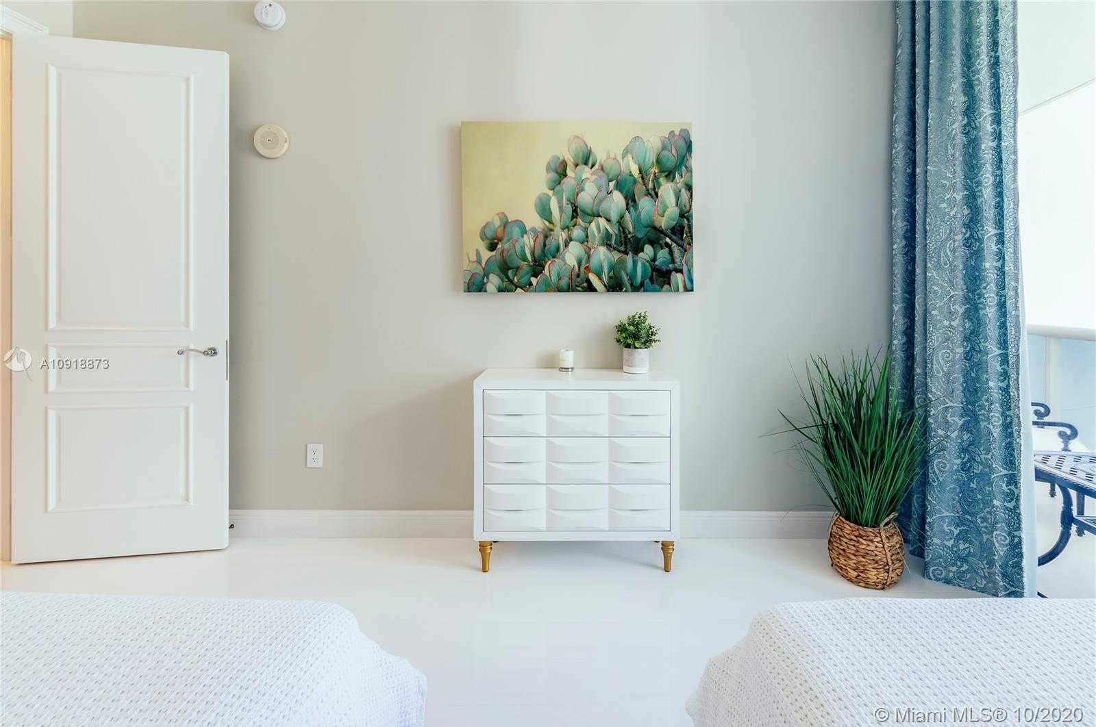 Small Image of 18101 COLLINS AVE #4802, Sunny Isles Beach Number 11