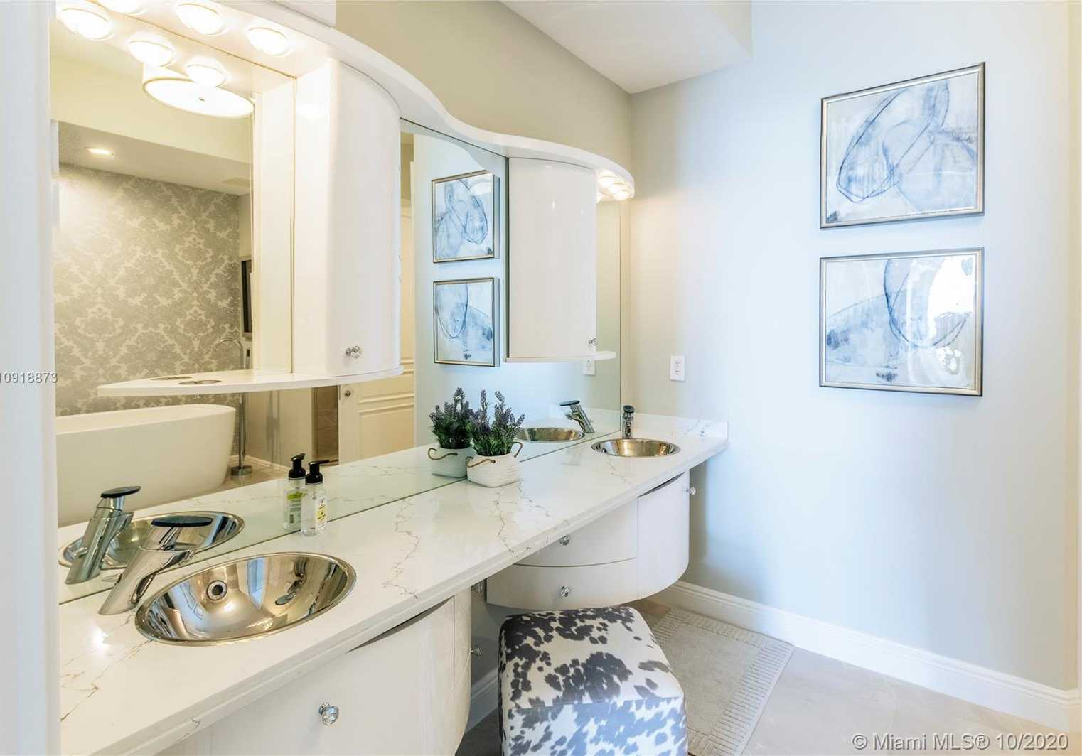 Small Image of 18101 COLLINS AVE #4802, Sunny Isles Beach Number 27
