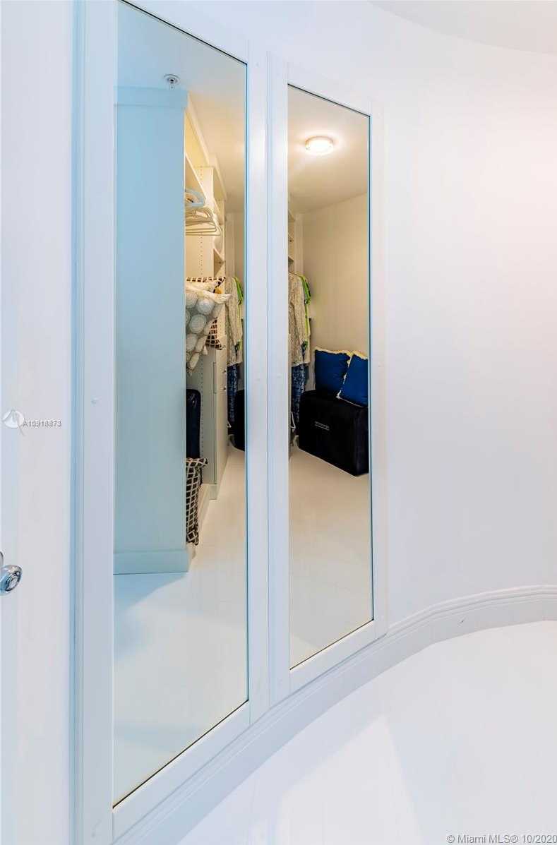 Small Image of 18101 COLLINS AVE #4802, Sunny Isles Beach Number 9