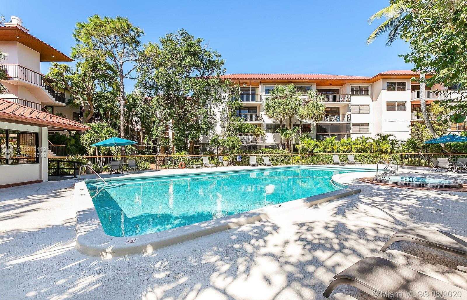 Small Image of 55 OCEAN LANE DR #1030, Key Biscayne Number 17