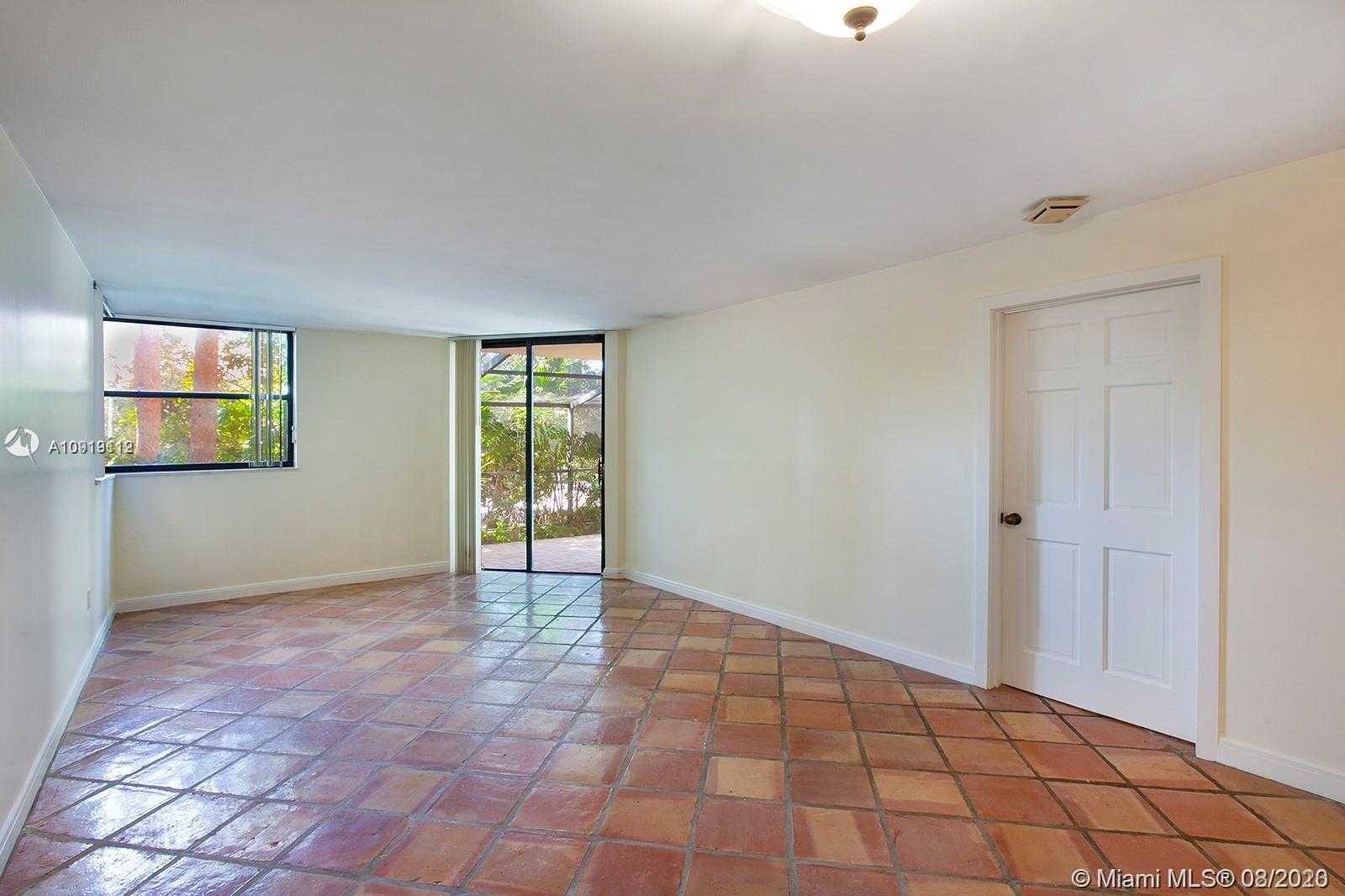 Small Image of 55 OCEAN LANE DR #1030, Key Biscayne Number 9