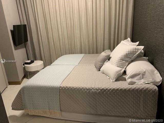 Small Image of 18975 COLLINS AVE #1005 *FURNISHED*, Sunny Isles Beach Number 9