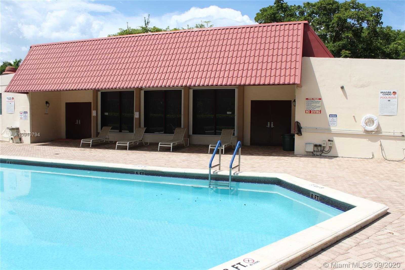 Small Image of 3301 NORTH COUNTRY CLUB DR #301, Aventura Number 19
