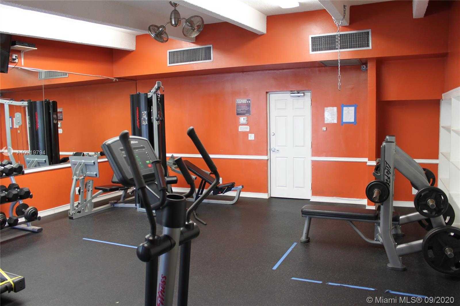 Small Image of 3301 NORTH COUNTRY CLUB DR #301, Aventura Number 20