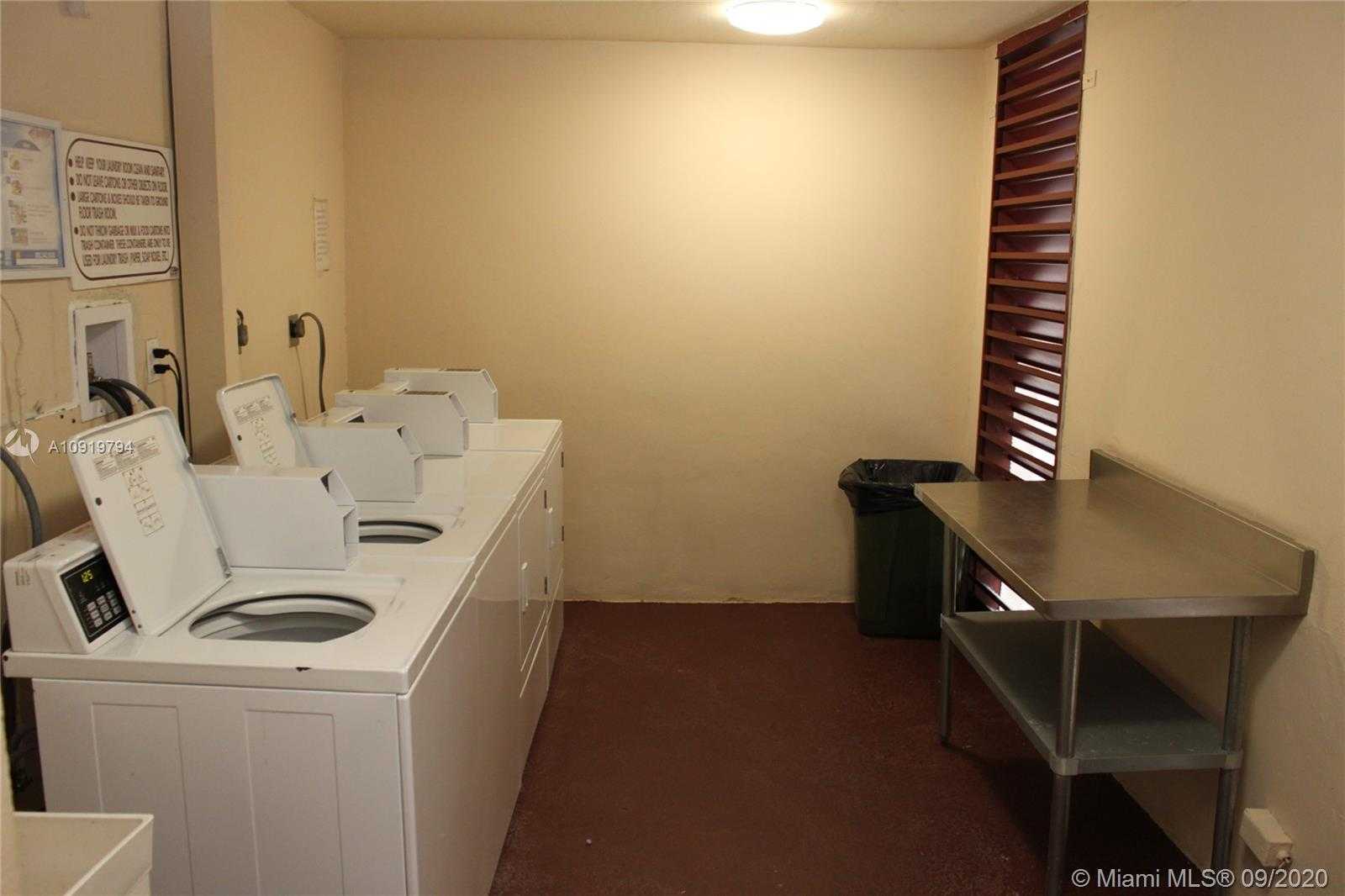 Small Image of 3301 NORTH COUNTRY CLUB DR #301, Aventura Number 22