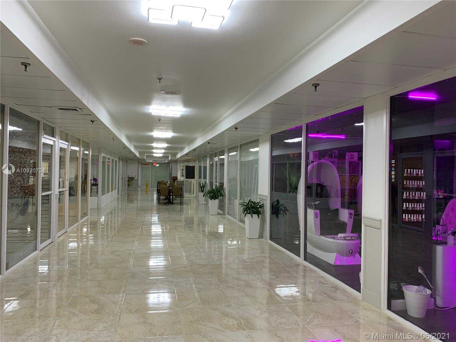 Small Image of 19201 COLLINS AV #524, Sunny Isles Beach Number 10