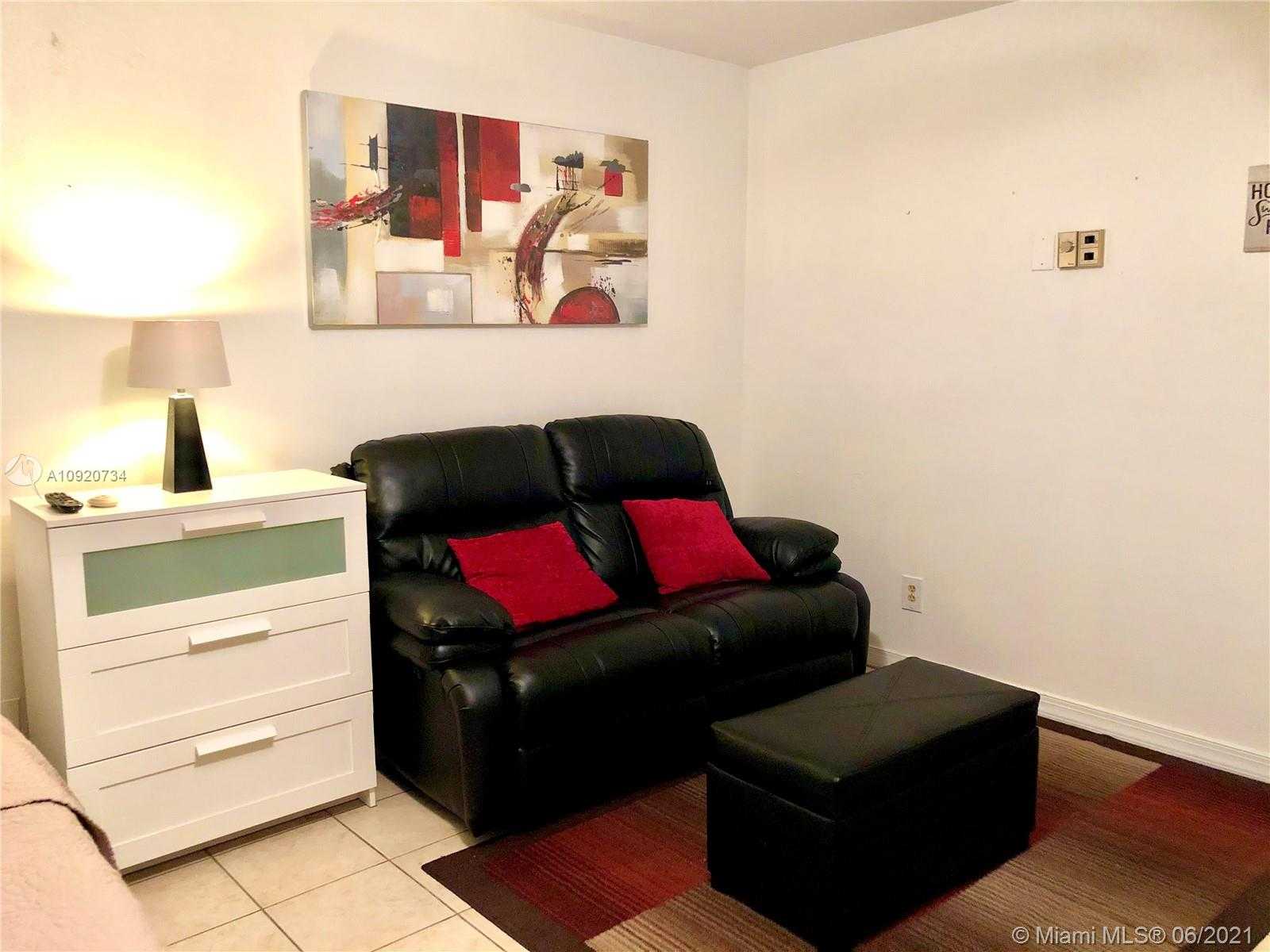 Small Image of 19201 COLLINS AV #524, Sunny Isles Beach Number 3