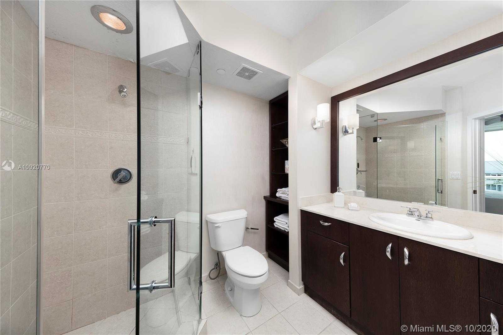 Small Image of 10 EAST VENETIAN WAY #1704, Miami Beach Number 12