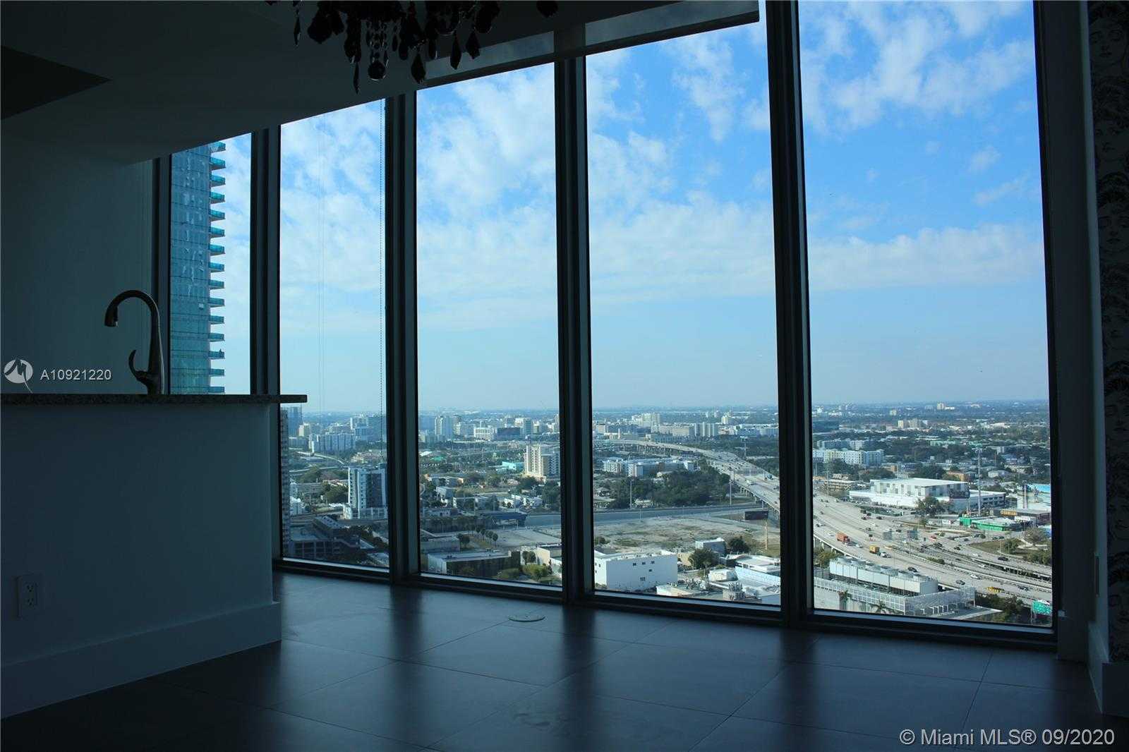 Small Image of 888 BISCAYNE BLVD #2912, Miami Number 12