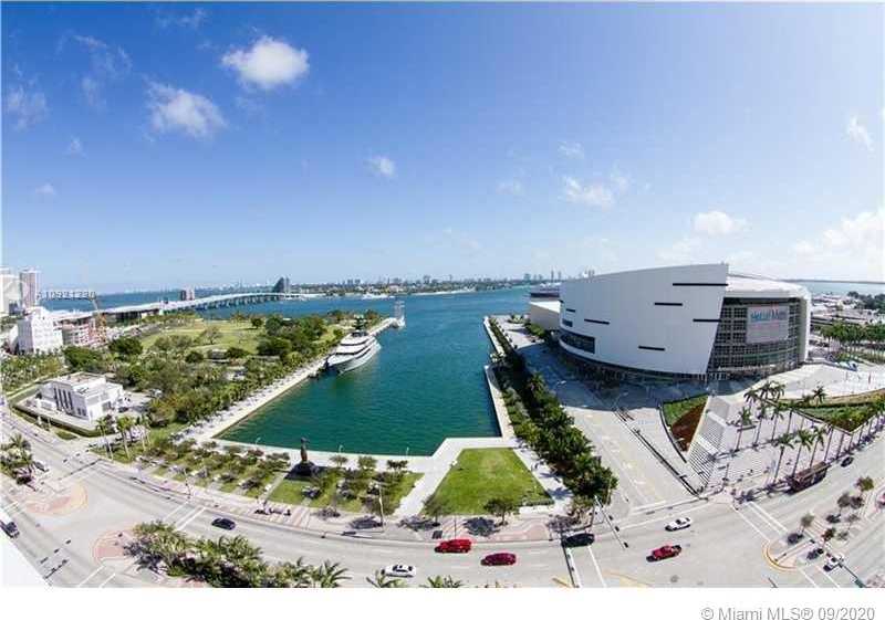 Small Image of 888 BISCAYNE BLVD #2912, Miami Number 2