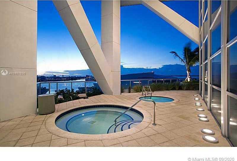 Small Image of 888 BISCAYNE BLVD #2912, Miami Number 21