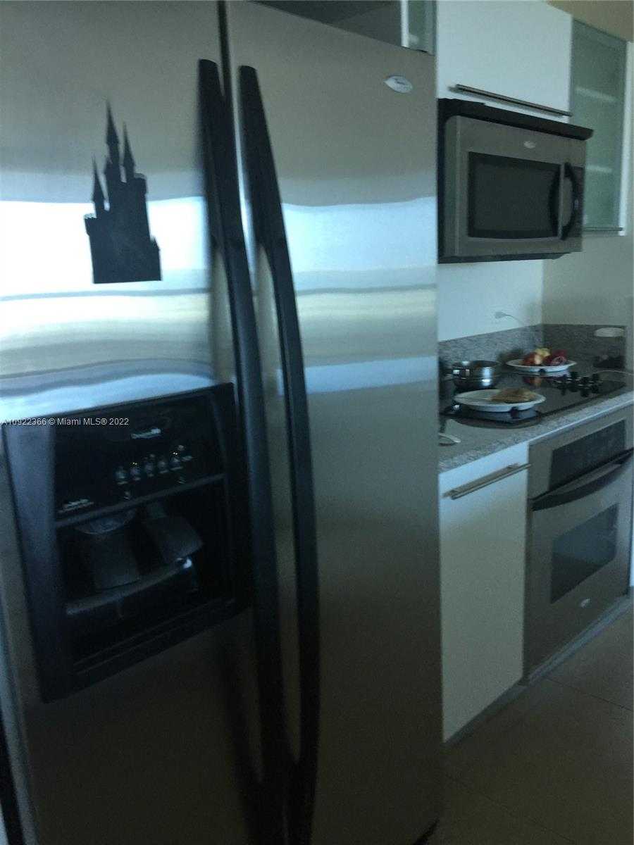 Small Image of 888 BISCAYNE BLVD #1811, Miami Number 8
