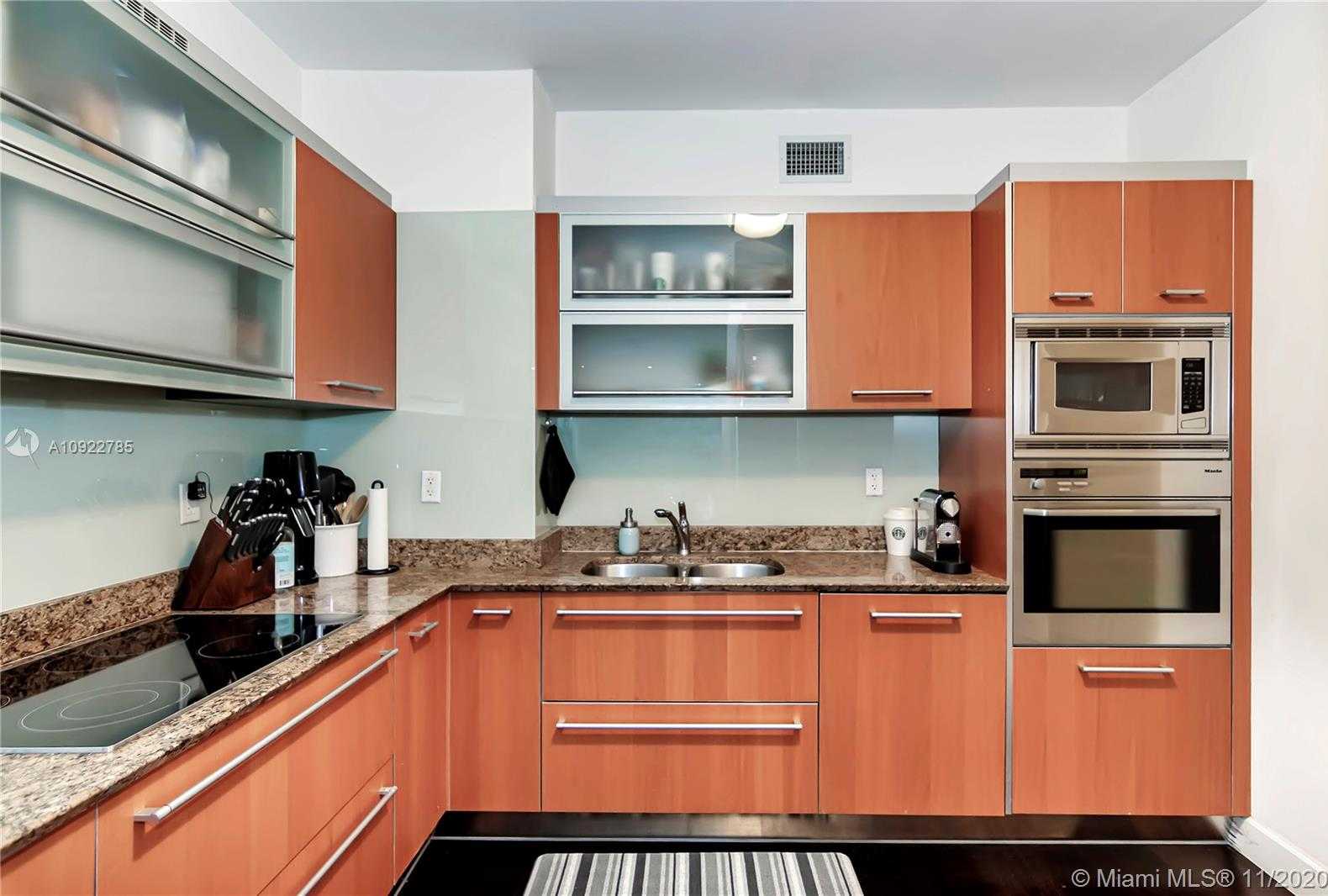 Small Image of 400 ALTON RD #2707, Miami Beach Number 13