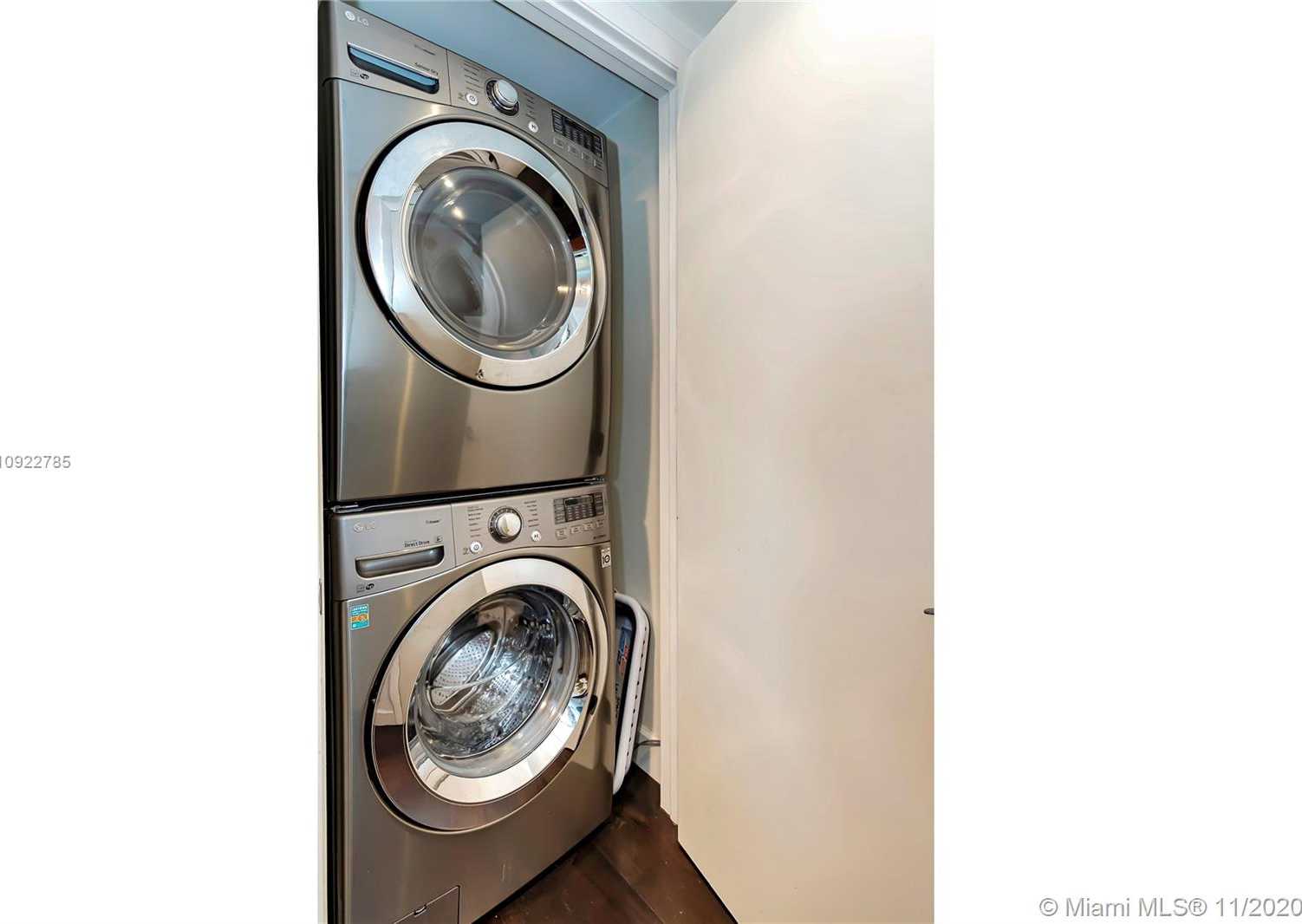 Small Image of 400 ALTON RD #2707, Miami Beach Number 14