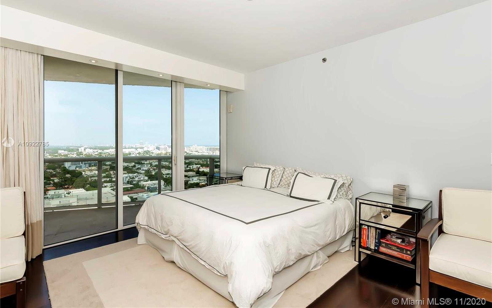 Small Image of 400 ALTON RD #2707, Miami Beach Number 15