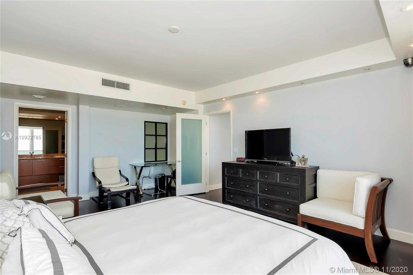 Small Image of 400 ALTON RD #2707, Miami Beach Number 17
