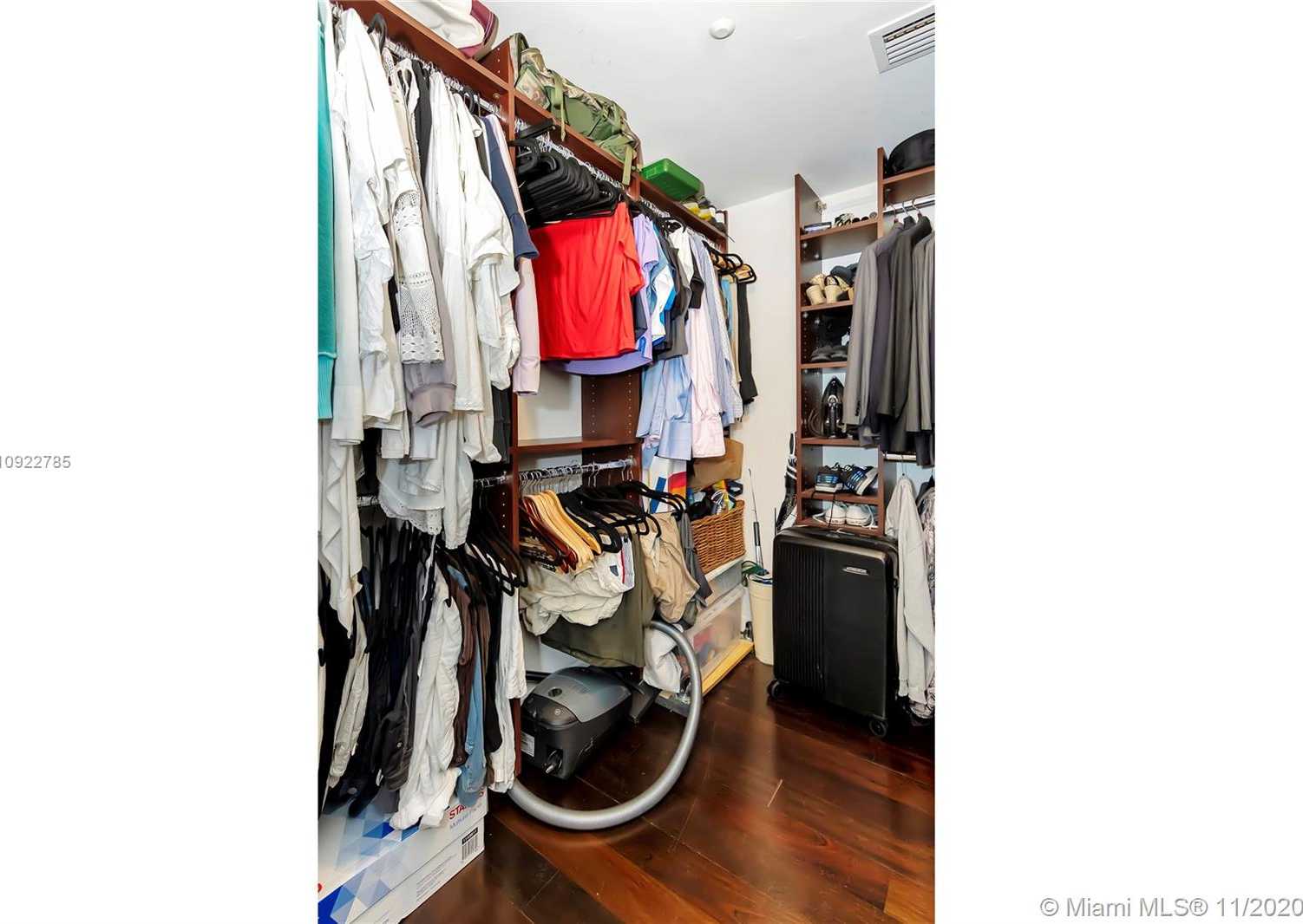 Small Image of 400 ALTON RD #2707, Miami Beach Number 18