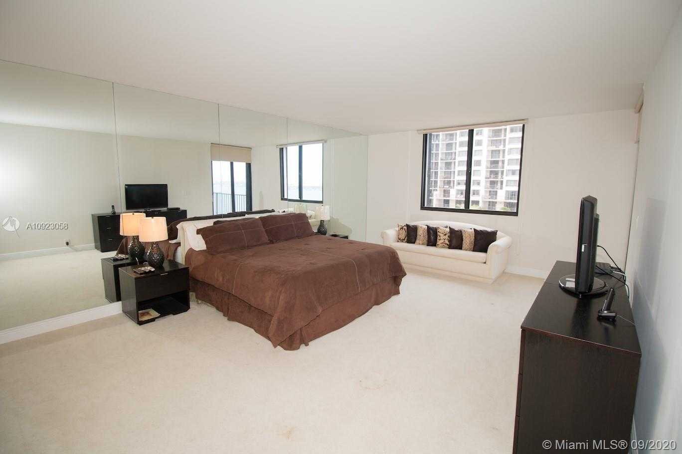 Small Image of 520 BRICKELL KEY DR #A806, Miami Number 17