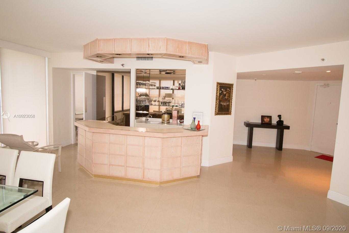 Small Image of 520 BRICKELL KEY DR #A806, Miami Number 23