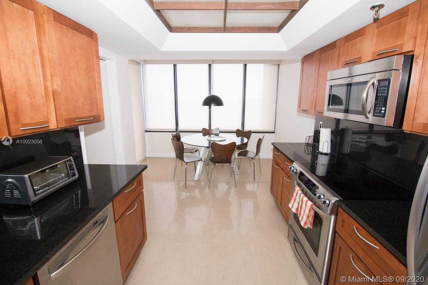 Small Image of 520 BRICKELL KEY DR #A806, Miami Number 24