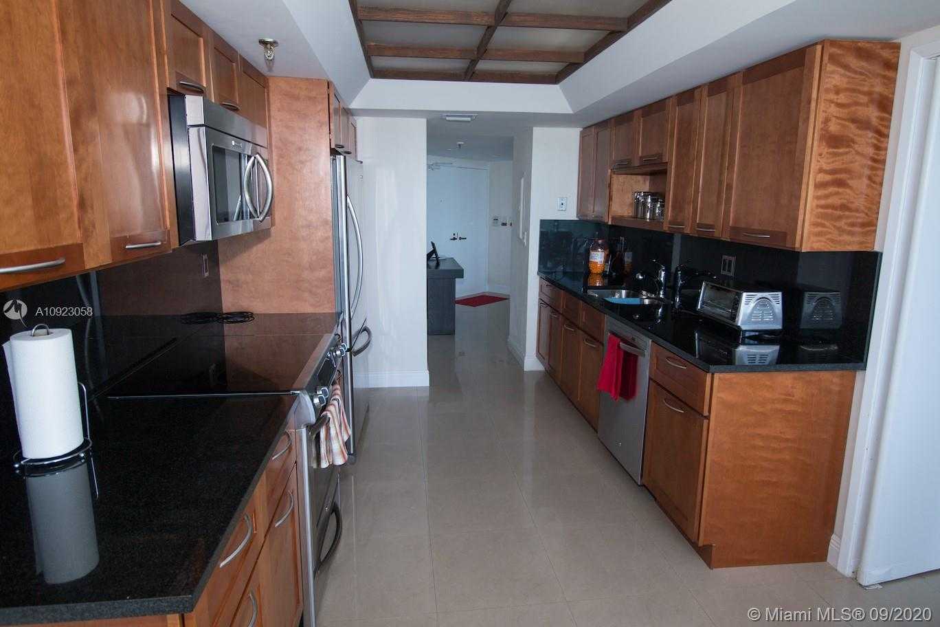 Small Image of 520 BRICKELL KEY DR #A806, Miami Number 5