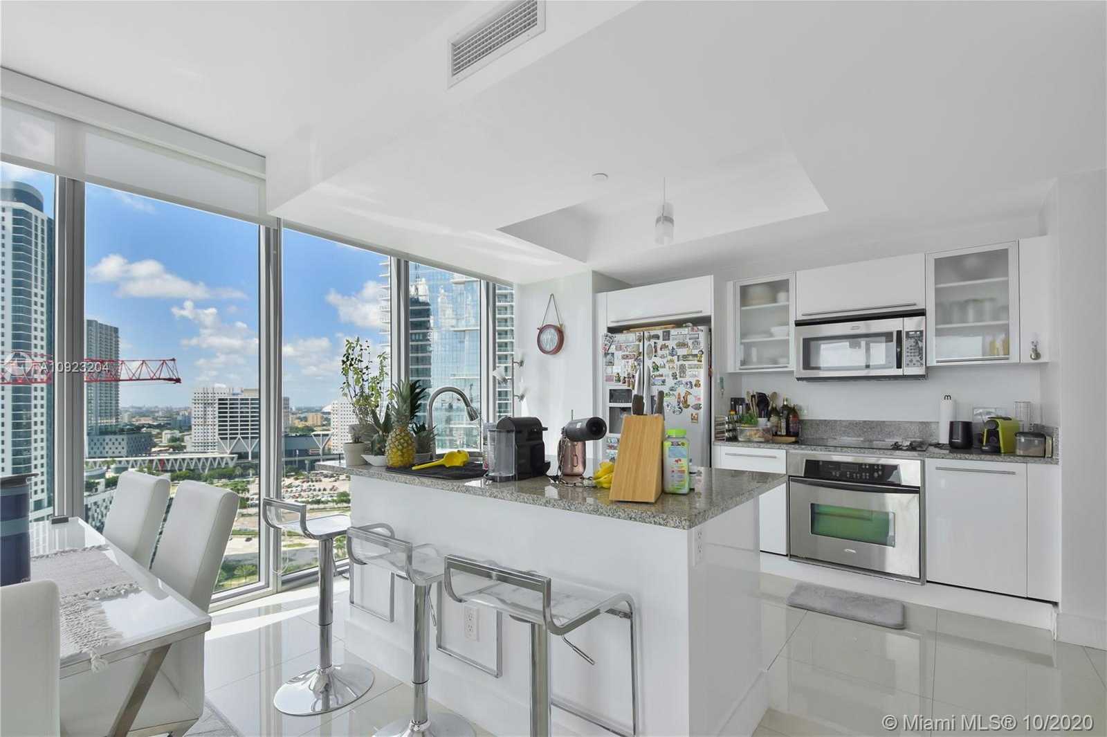 Small Image of 888 BISCAYNE BLVD #2301, Miami Number 10