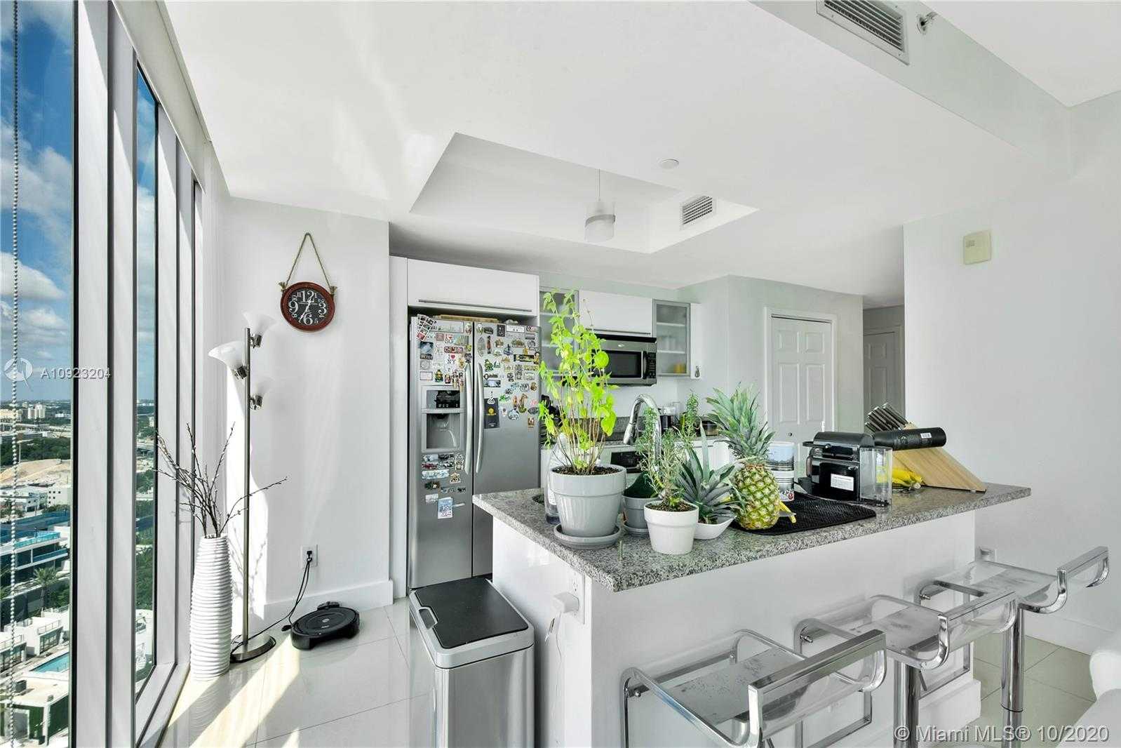 Small Image of 888 BISCAYNE BLVD #2301, Miami Number 12