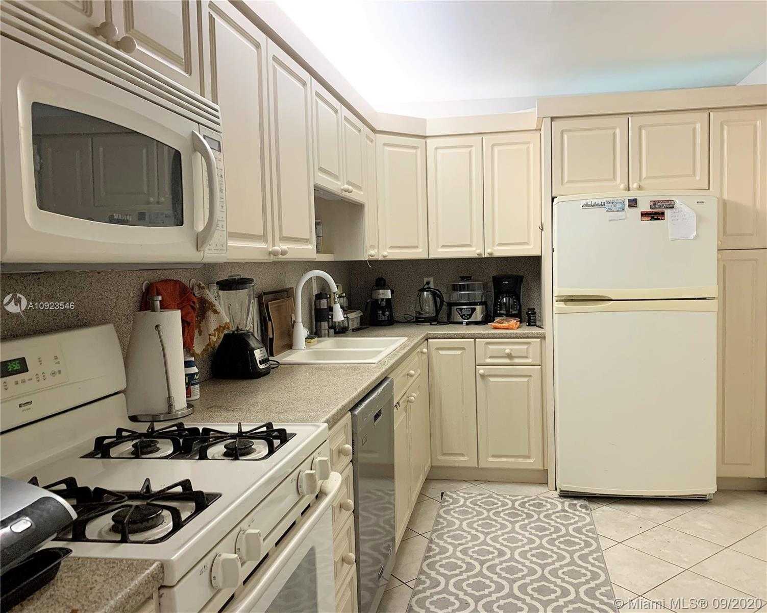 Small Image of 3140 SOUTH OCEAN DR #202, Hallandale Beach Number 6