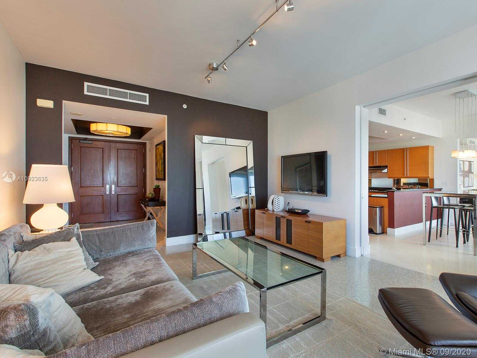 Small Image of 1425 BRICKELL AVE #56C/56D, Miami Number 11
