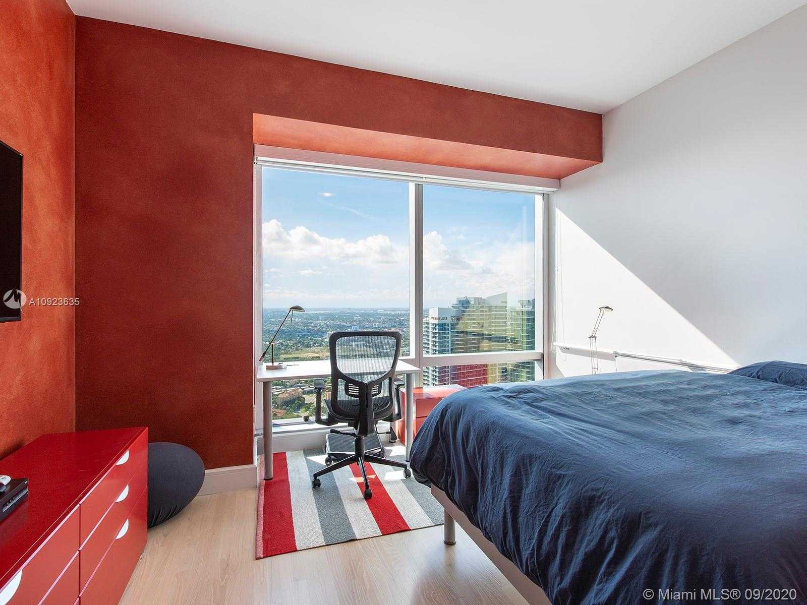 Small Image of 1425 BRICKELL AVE #56C/56D, Miami Number 21