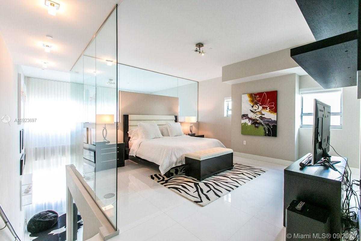 Small Image of 125 OCEAN DR #F0205, Miami Beach Number 20