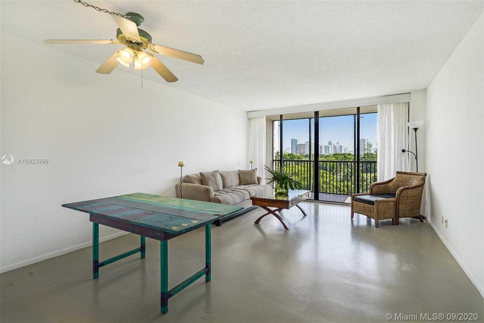 Small Image of 3301 NORTH COUNTRY CLUB DR #609, Aventura Number 5