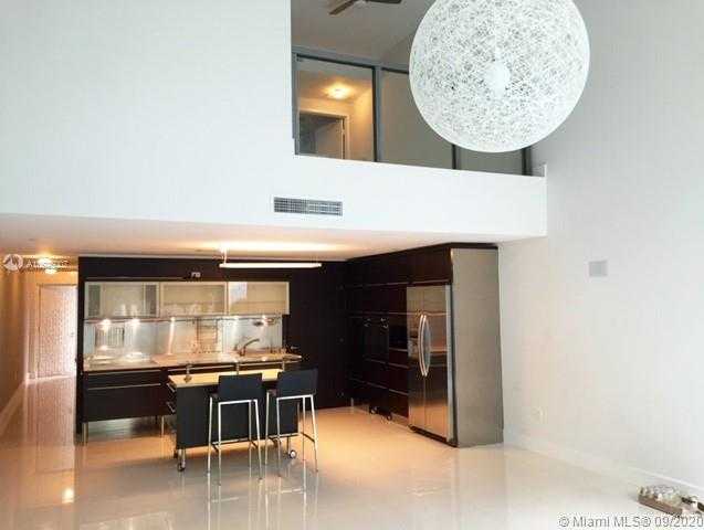 Small Image of 6000 COLLINS AVE #138, Miami Beach Number 3