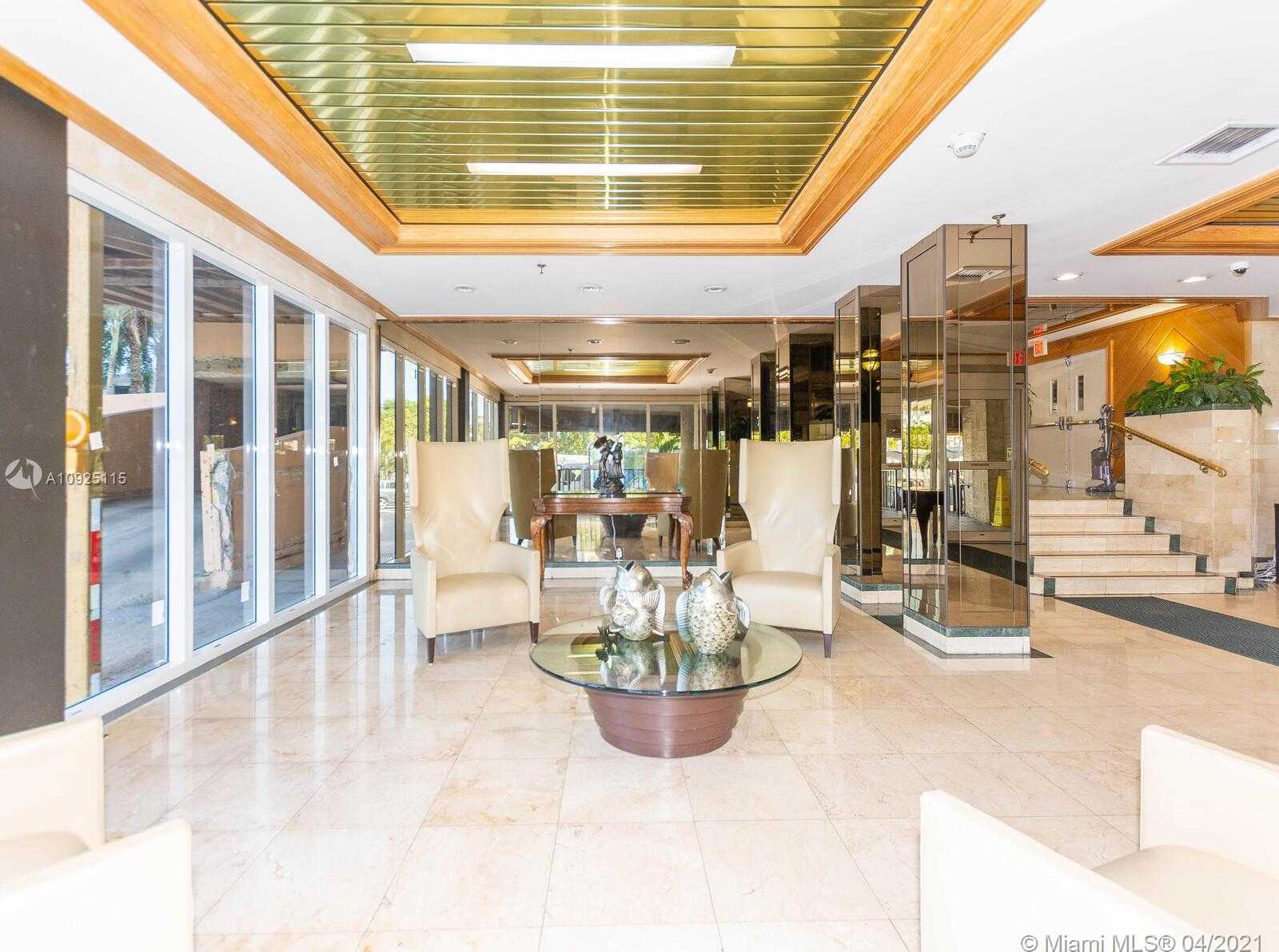 Small Image of 2401 COLLINS AVE #1508, Miami Beach Number 5