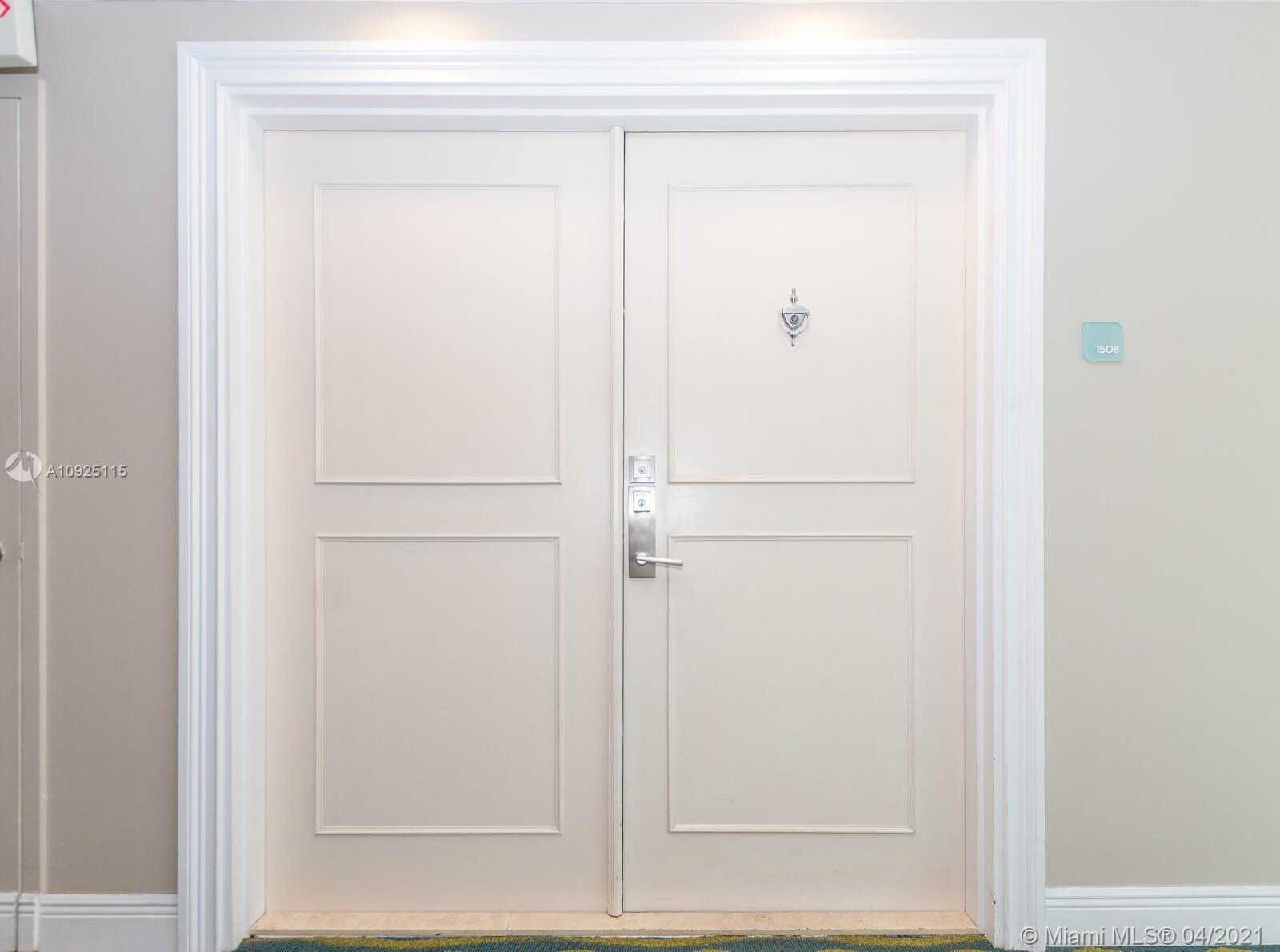Small Image of 2401 COLLINS AVE #1508, Miami Beach Number 6