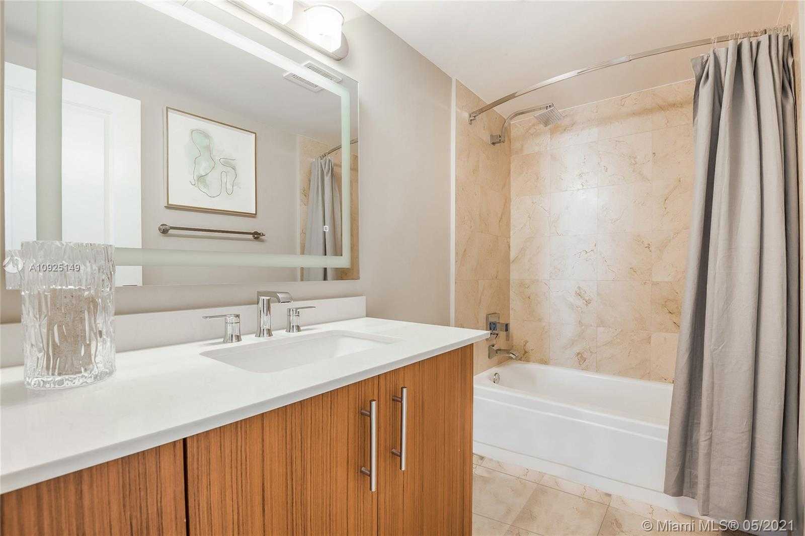Small Image of 10275 COLLINS AVE #1530, Bal Harbour Number 19