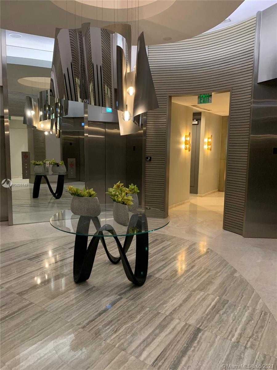 Small Image of 10275 COLLINS AVE #1530, Bal Harbour Number 38