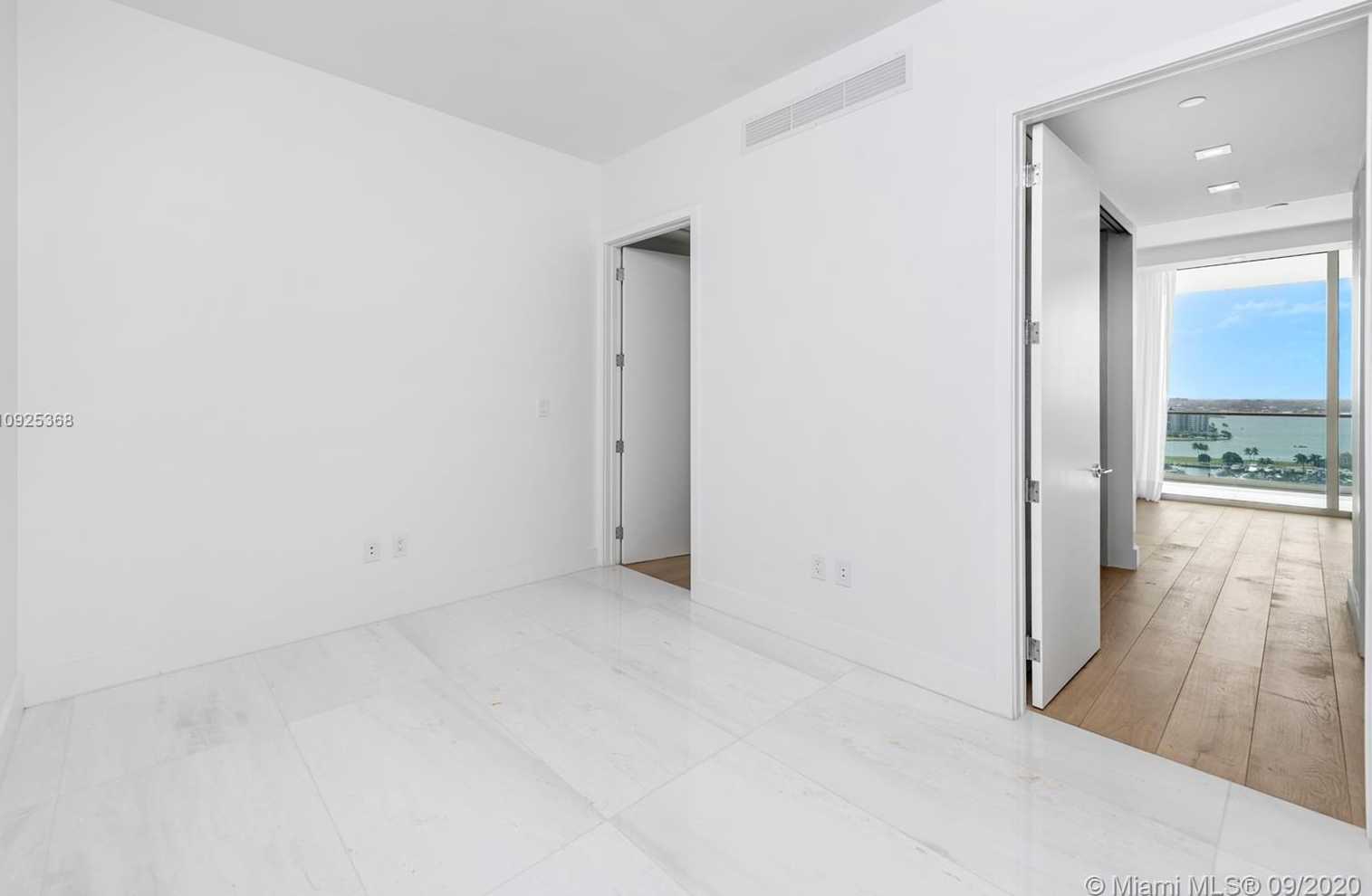 Small Image of 10203 COLLINS AVE #1701, Bal Harbour Number 21
