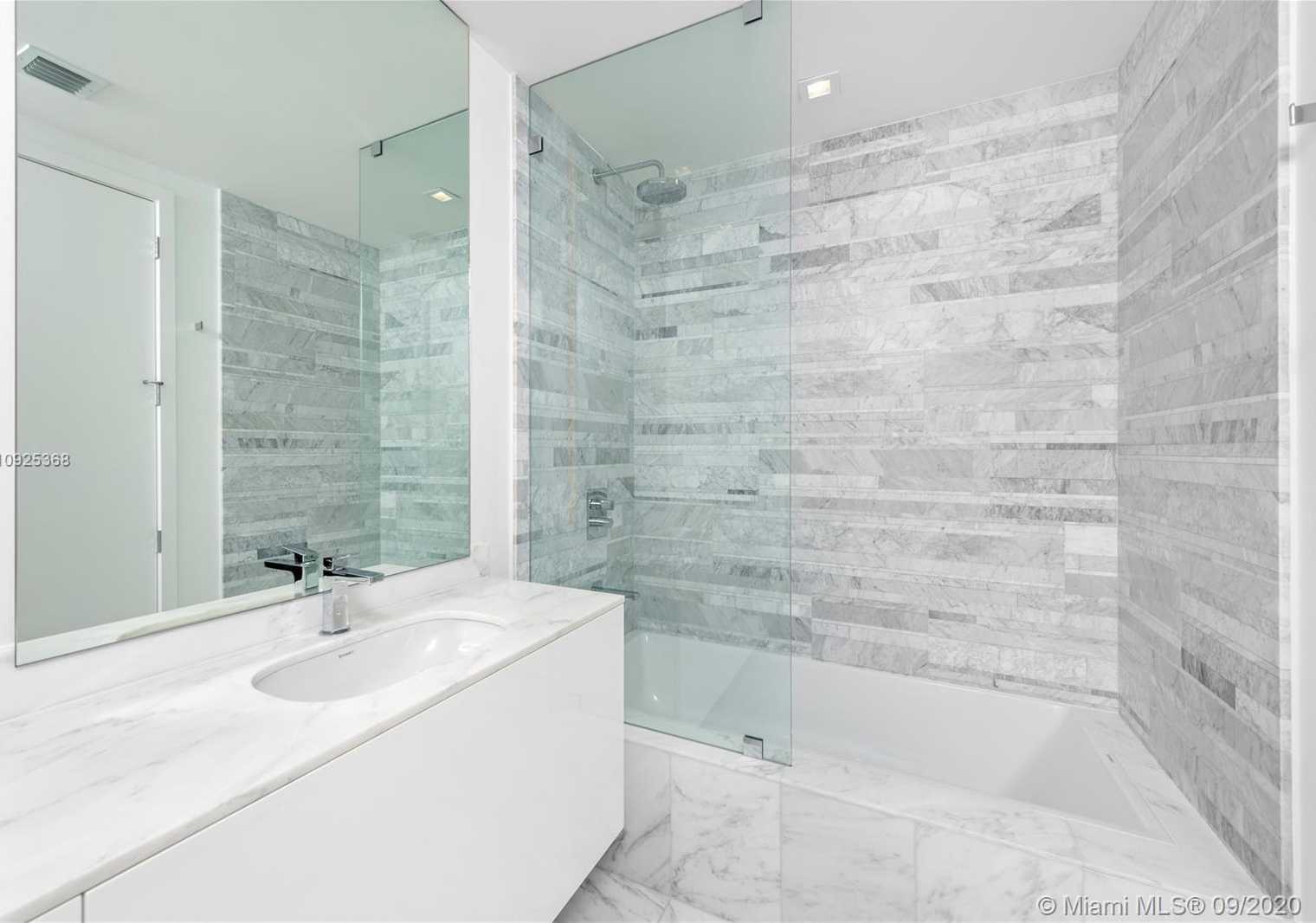 Small Image of 10203 COLLINS AVE #1701, Bal Harbour Number 24