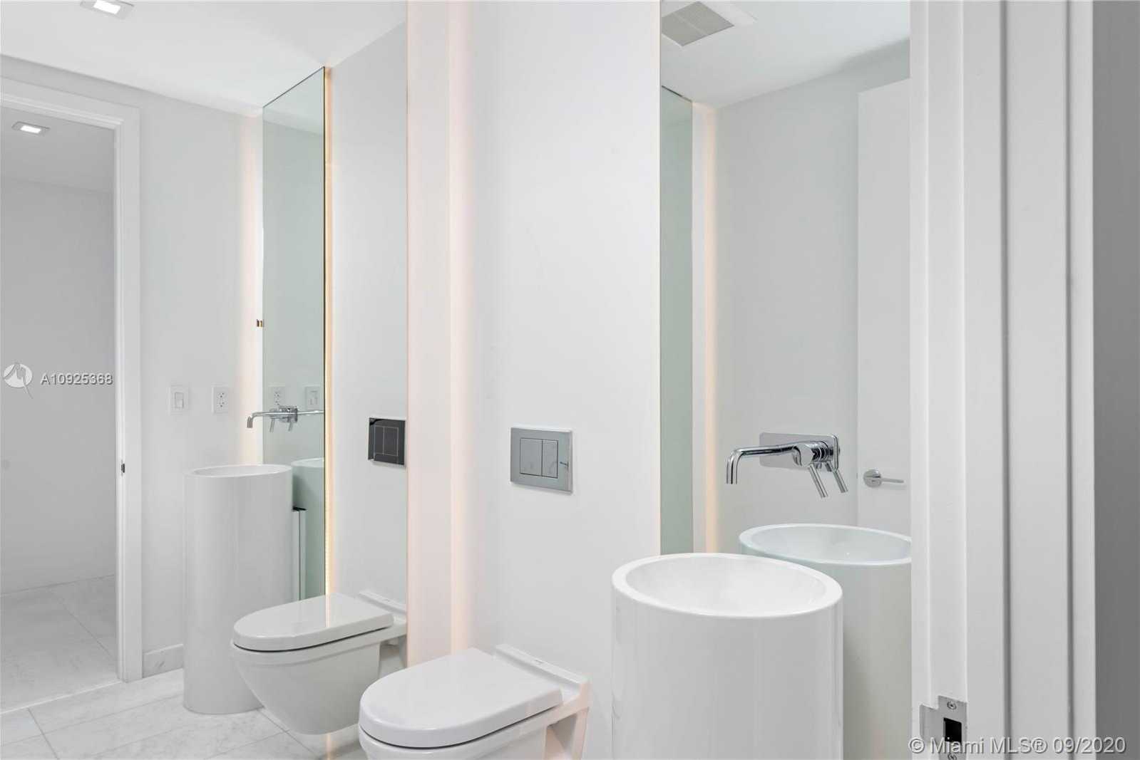 Small Image of 10203 COLLINS AVE #1701, Bal Harbour Number 26