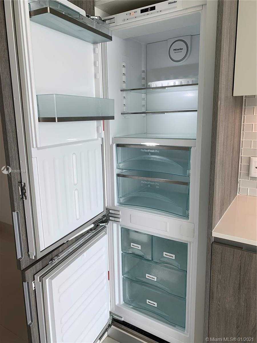 Small Image of 2900 NORTH EAST 7TH AVE #3208, Miami Number 9