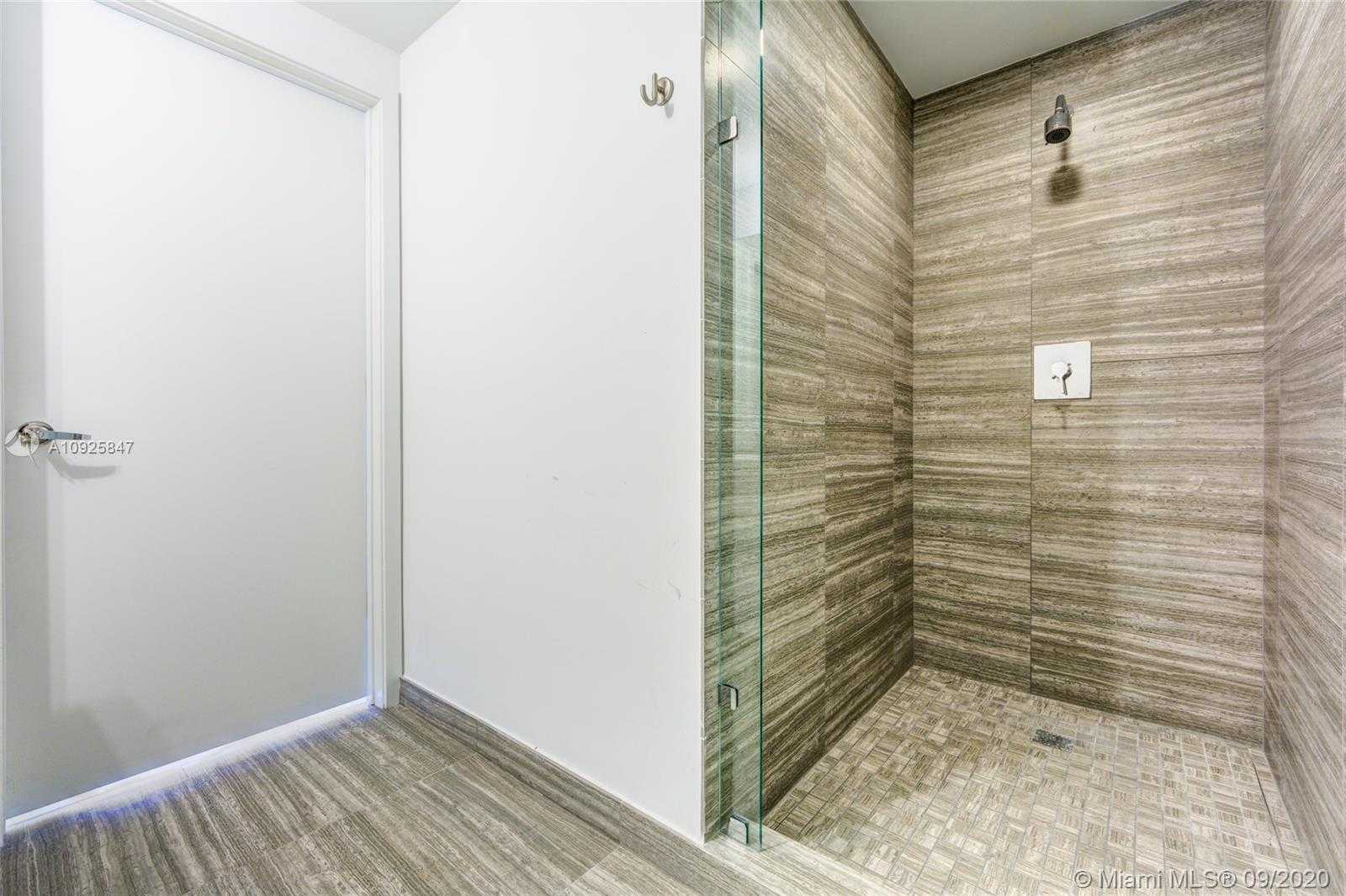 Small Image of 1010 BRICKELL AVE #4603, Miami Number 14