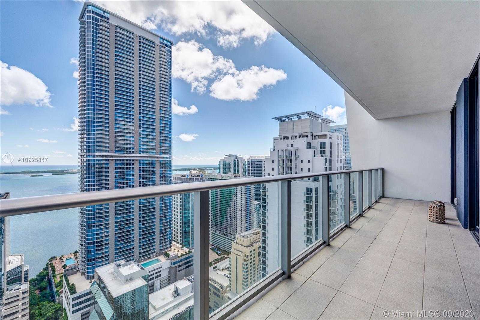 Small Image of 1010 BRICKELL AVE #4603, Miami Number 2