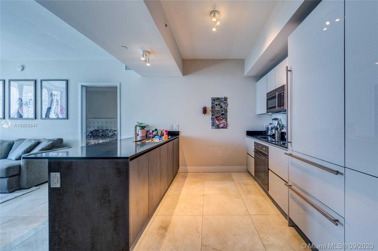 Small Image of 1010 BRICKELL AVE #4603, Miami Number 6